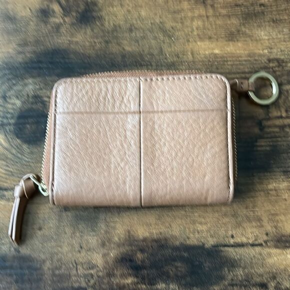 Tory Burch leather key holder / wallet in light brown - Picture 2 of 11